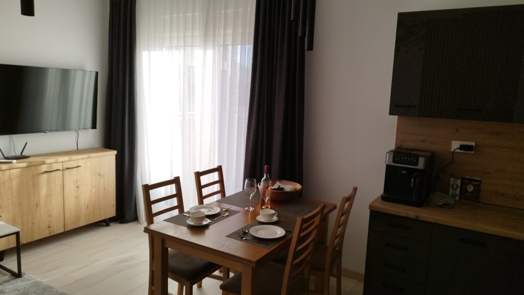 jadalnia apartament Wind Rose